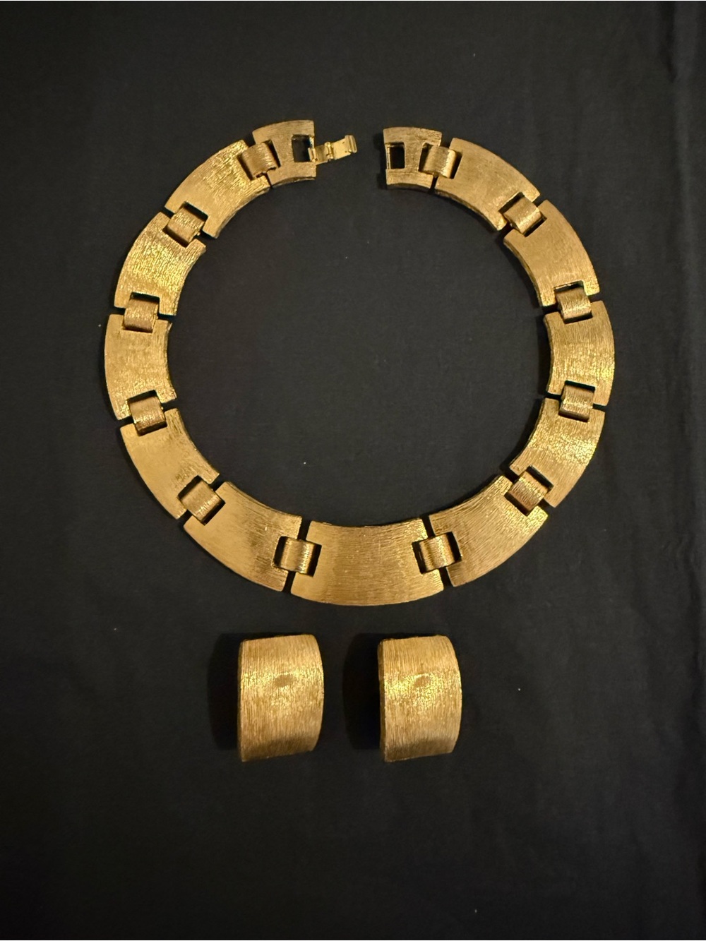 Vintage gold-toned chunky costume necklace and matching  clip-on earrings